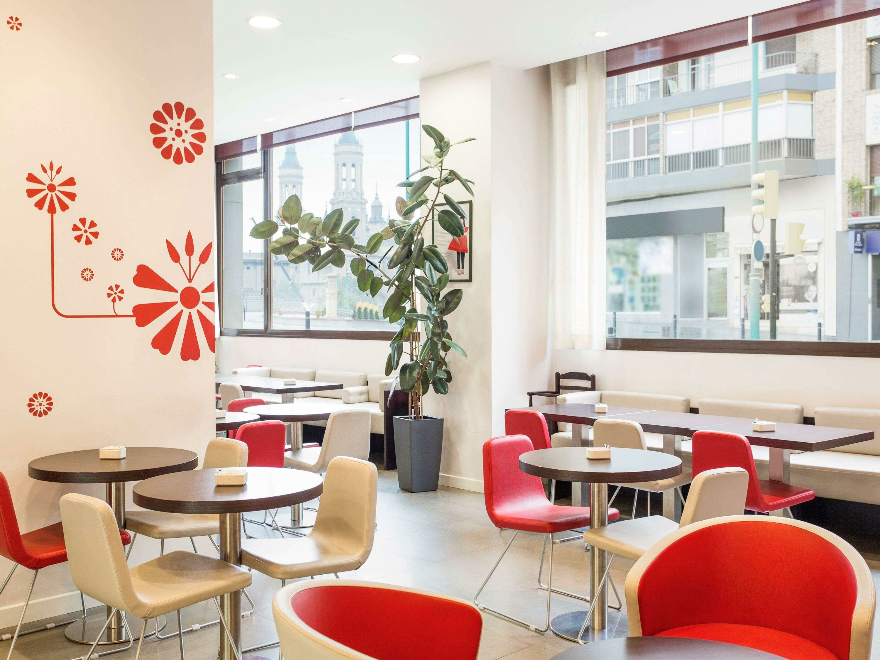 Фото Ibis Zaragoza Centro