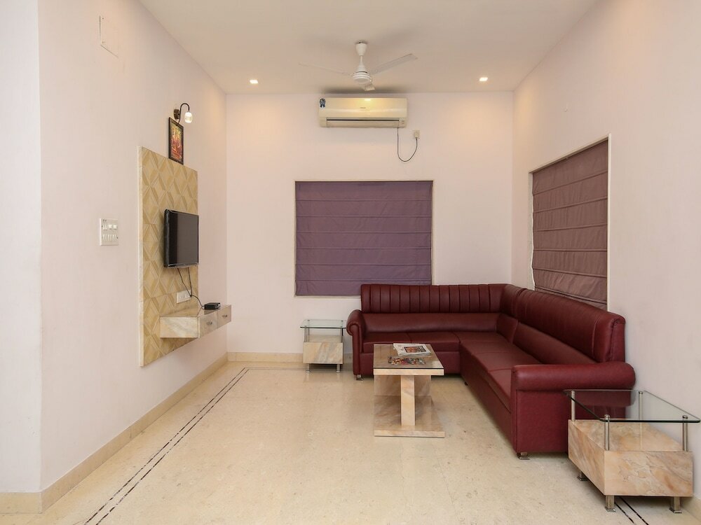 Фото Townhouse 727 Hotel The Platinum