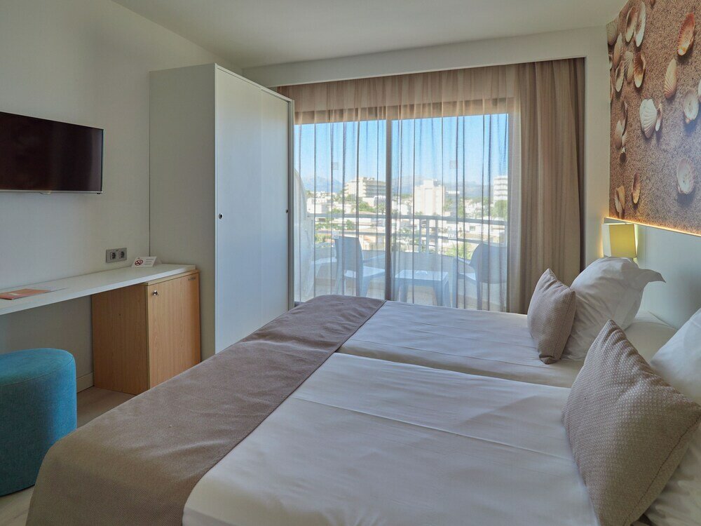 Фото Bq Can Picafort Hotel