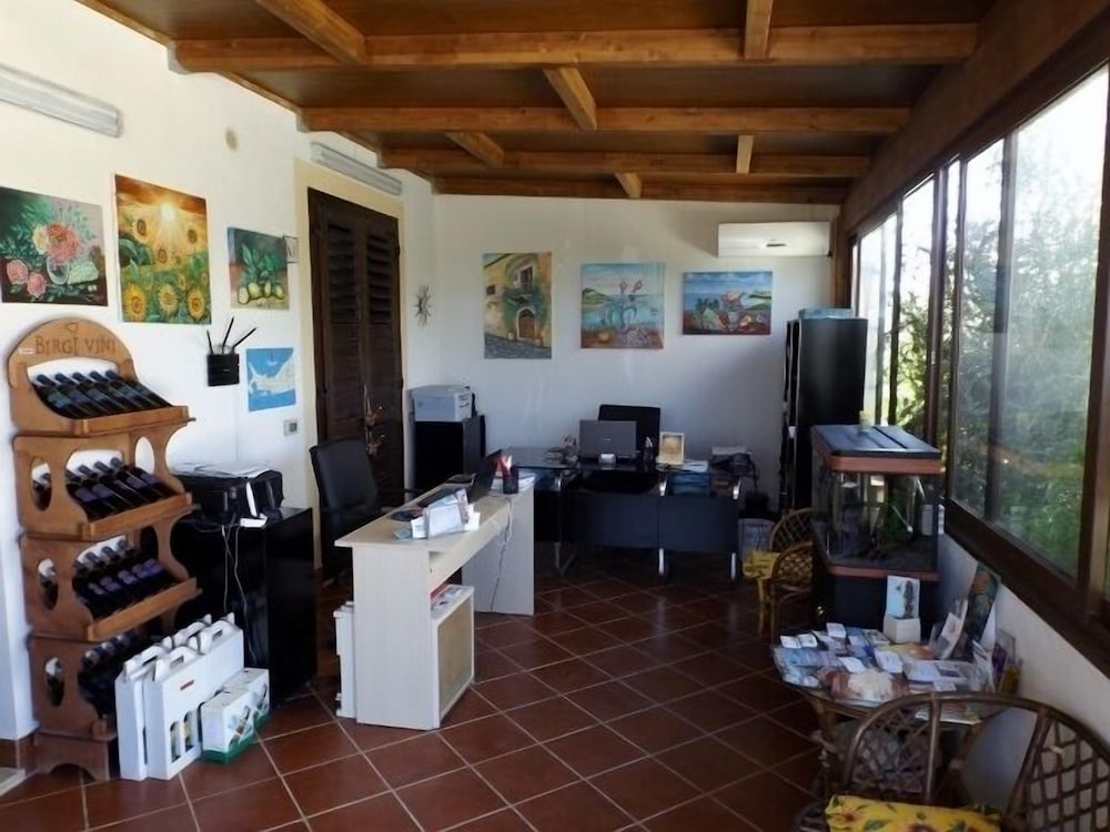 Фото Case Vacanza Torre Lupa