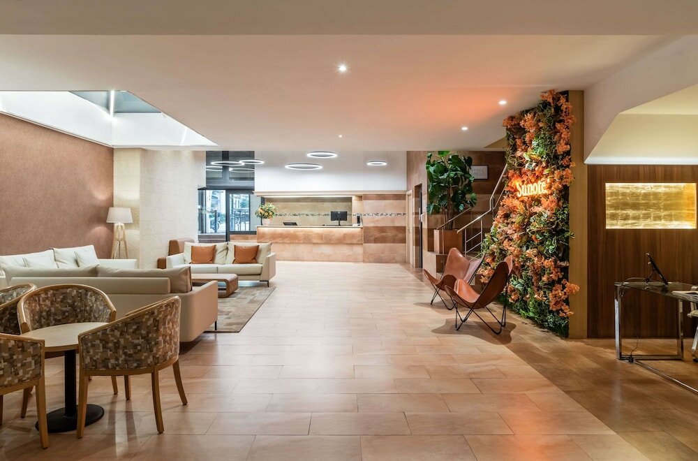 Фото Petit Palace Eixample