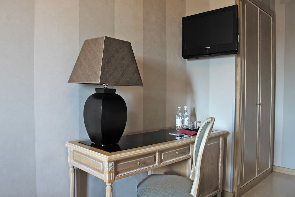 Фото Ambasciatori Hotel