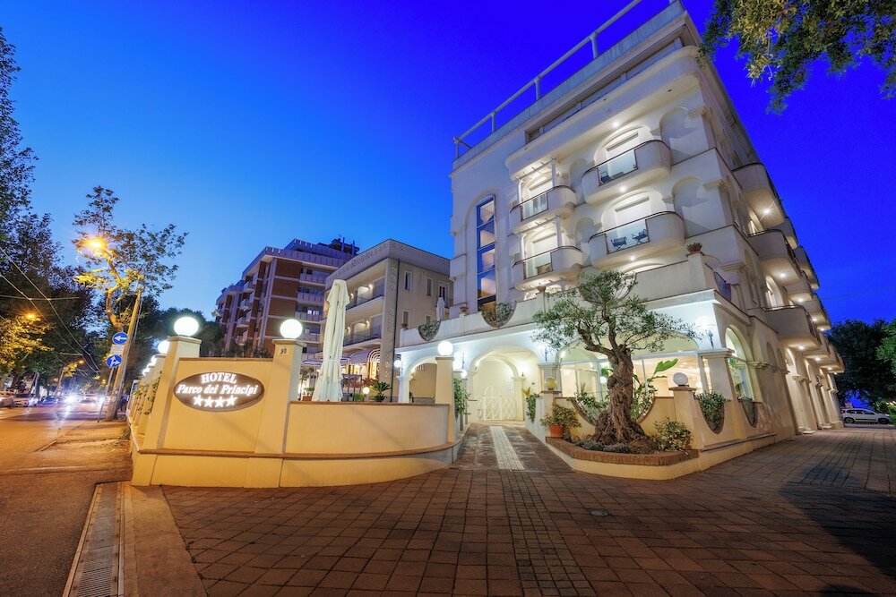 Фото отеля 1