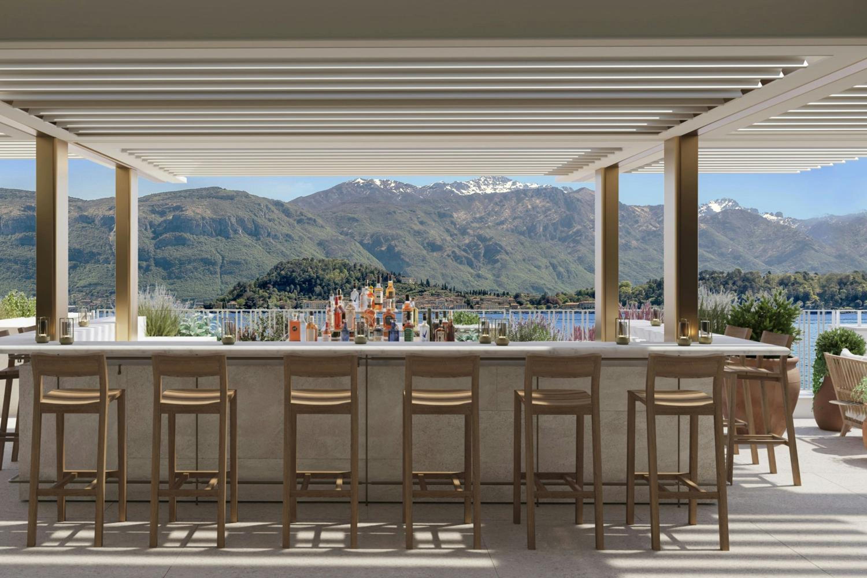 Фото Britannia Excelsior