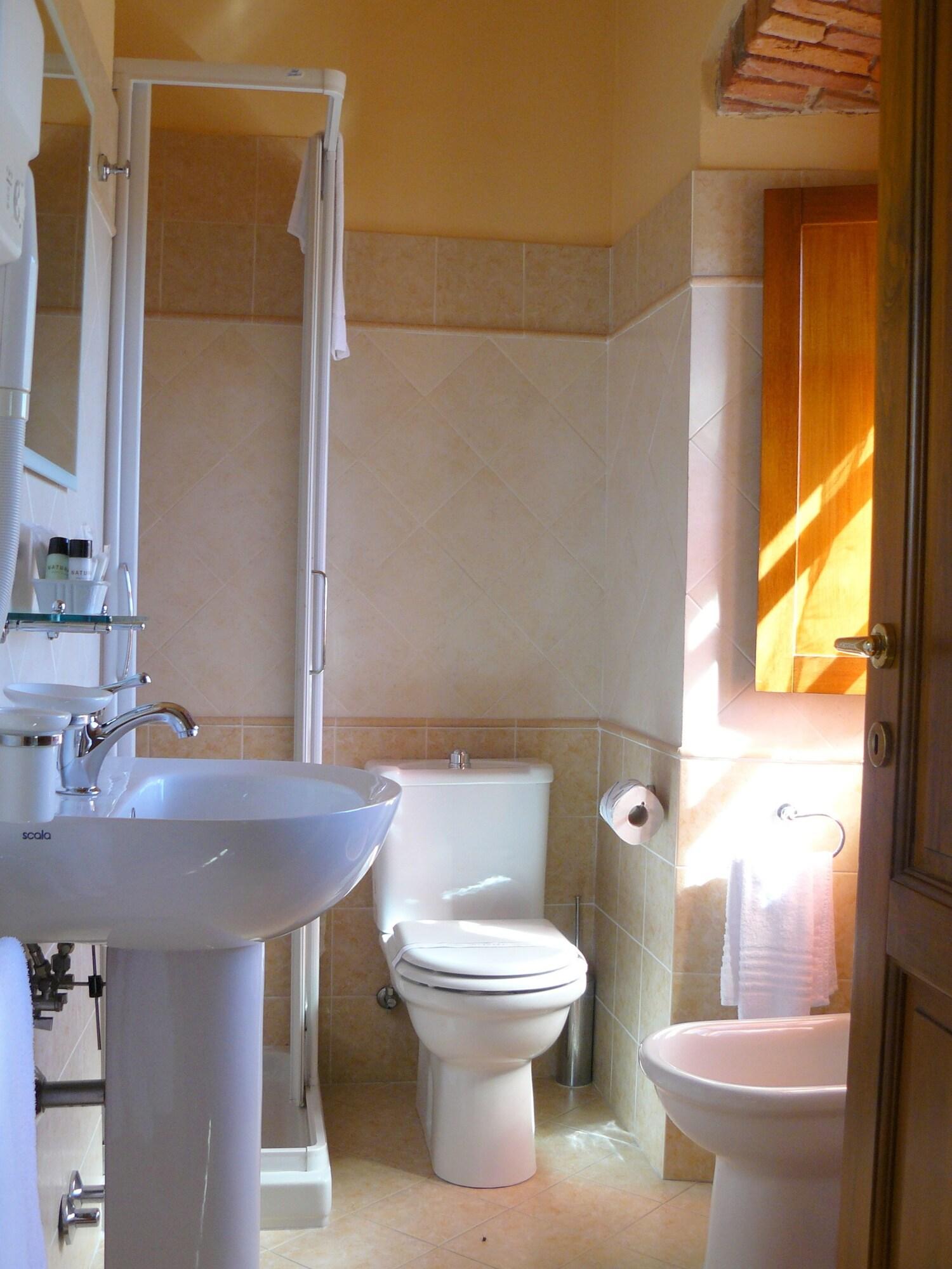 Фото Albergo Ristorante Ama La Luna