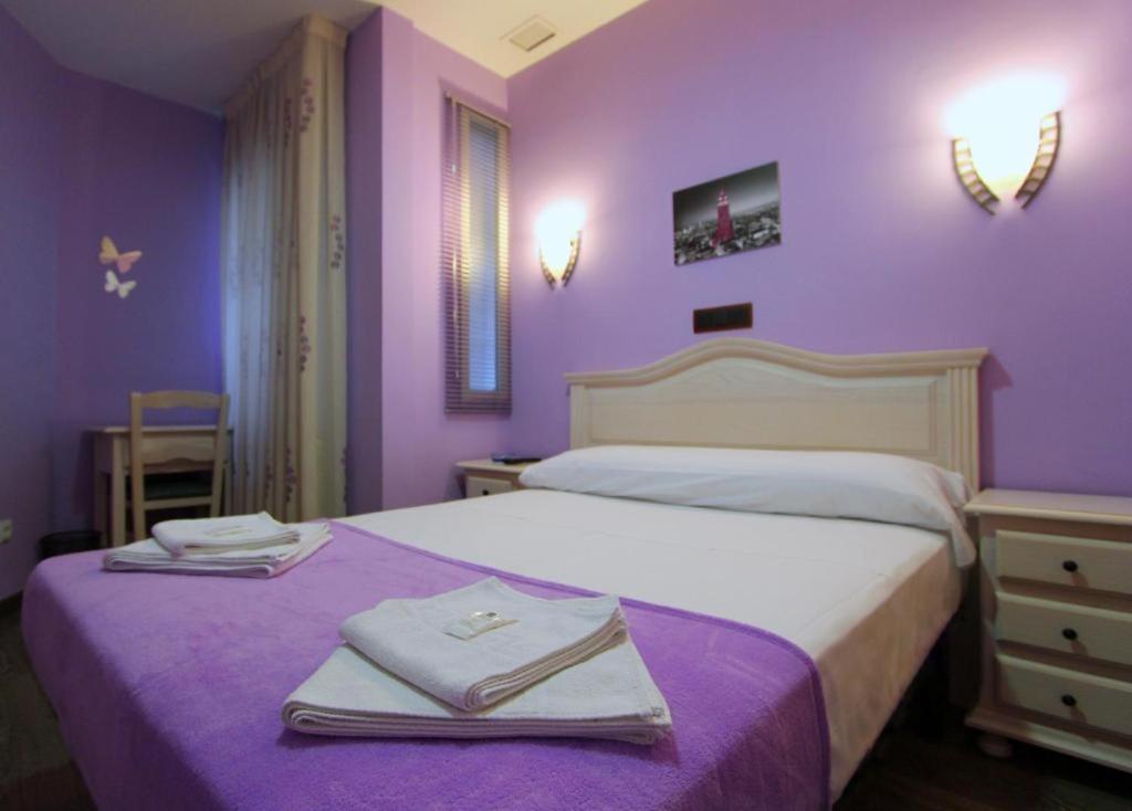Фото Hostal Regio