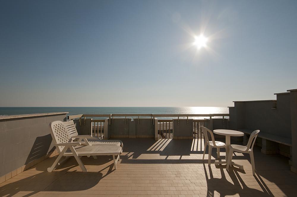 Фото Hotel Ping Pong