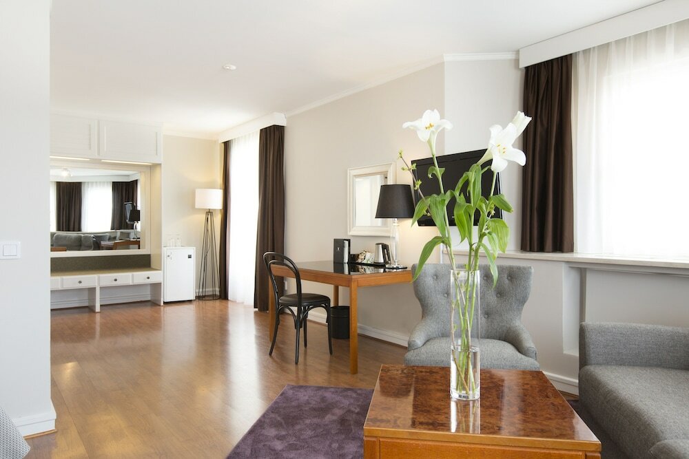 Фото Elite Hotel Savoy