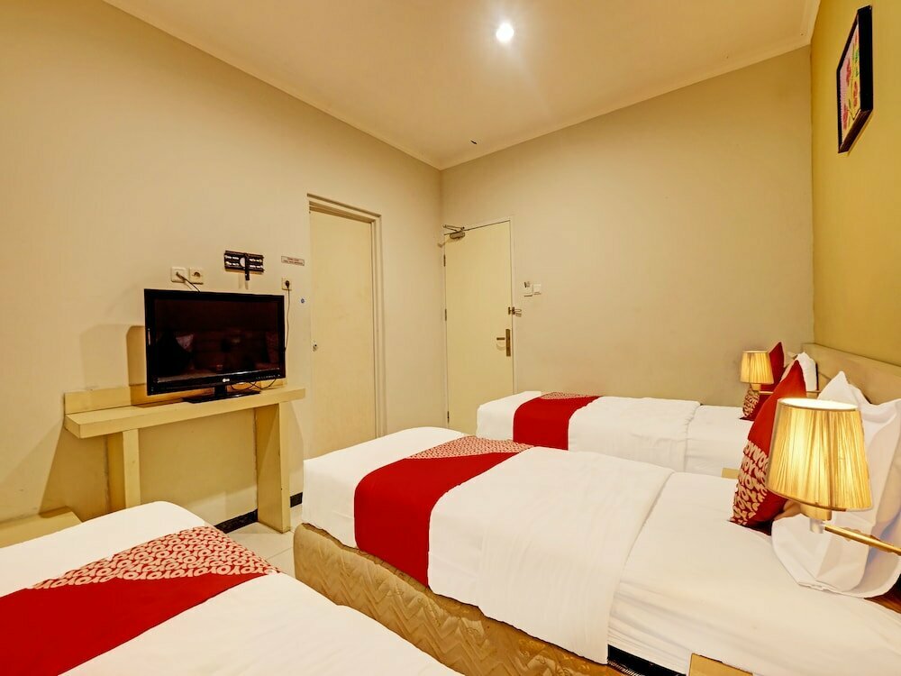 Hotel Sky Guesthouse, Semarang, photo
