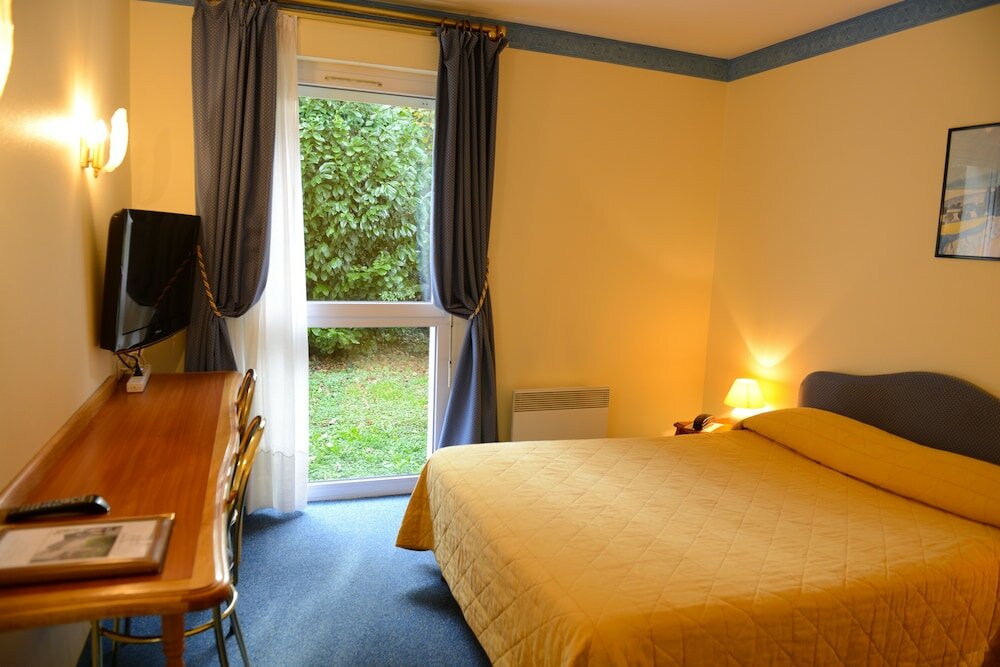 Фото Best Western Flers Centre Gare