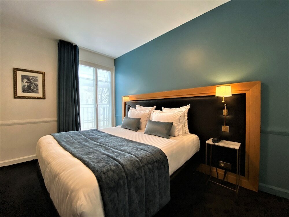 Фото Hôtel Le Cercle Tour Eiffel