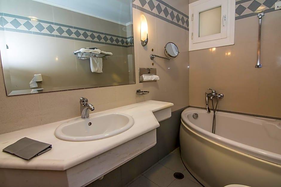 Фото Hermes Hotel