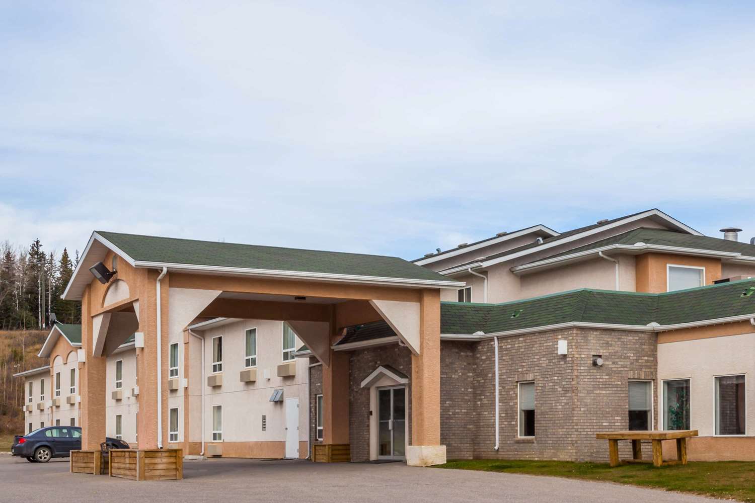 Фото отеля 1