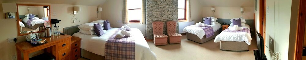 Фото Standing Stones Hotel