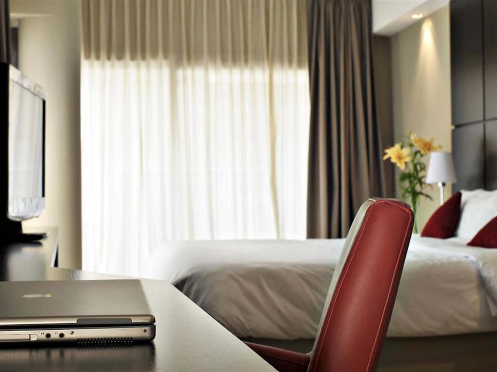 Фото Htl City Baires