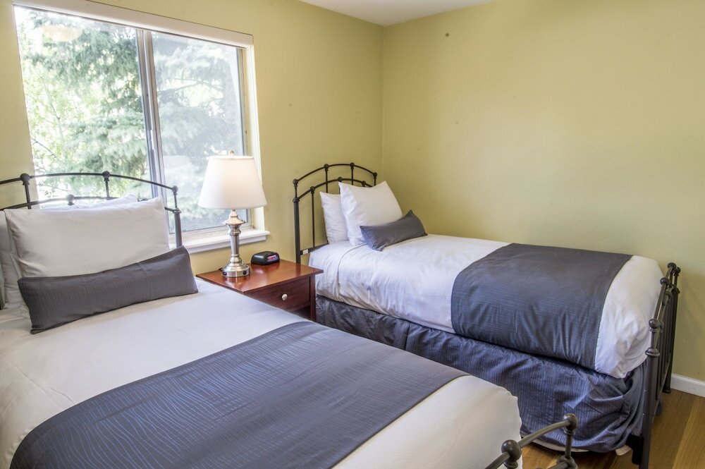 Фото Aspen Silverglo by Frias