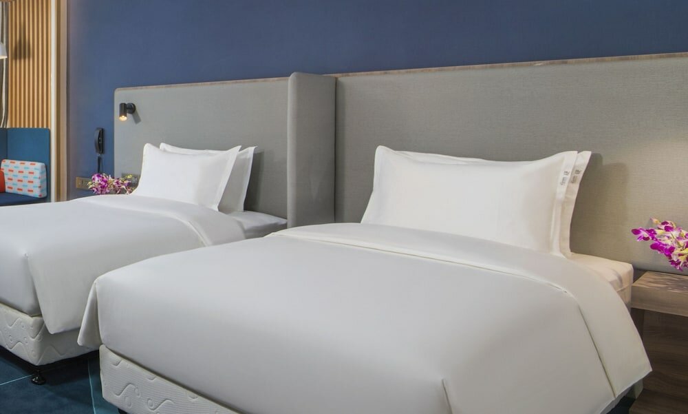 Фото Holiday Inn Express Shanghai Xuhui Binjiang