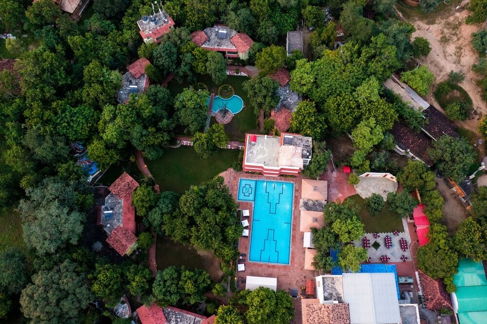 Фото Amantra Shilpi Resort & SPA