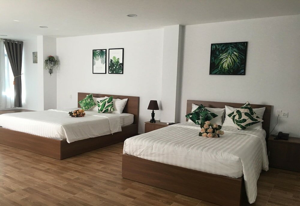 Фото Vic House Hotel