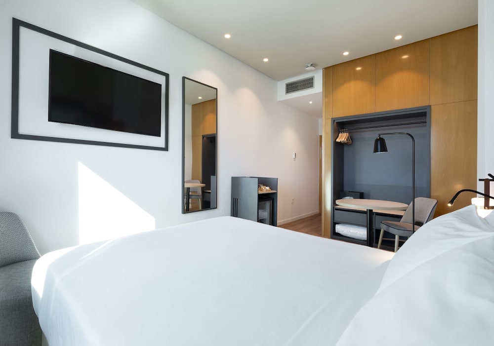 Фото Malaga Alameda Centro Affiliated by Meliá