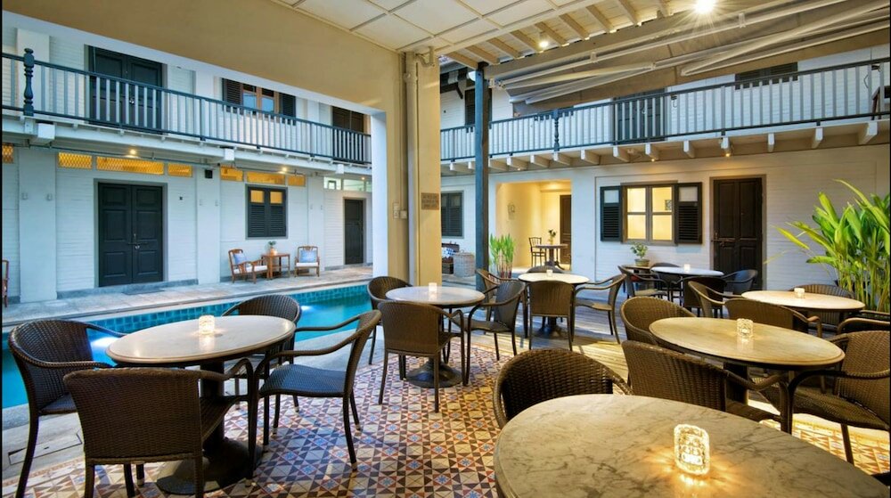 Фото Noordin Mews