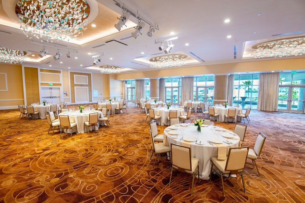 Фото Margaritaville Beach Resort Nassau