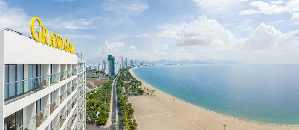 Фото Grand Gosia Hotel