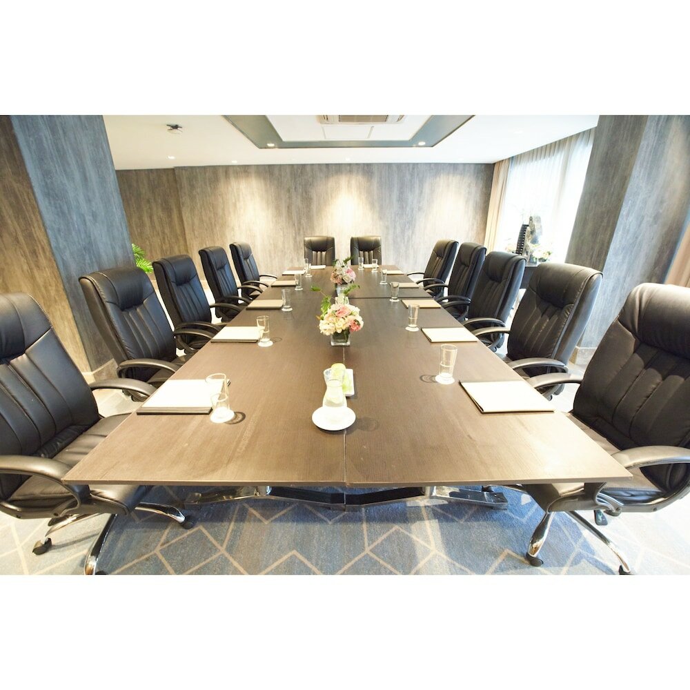 Фото Summit Galleria Cebu