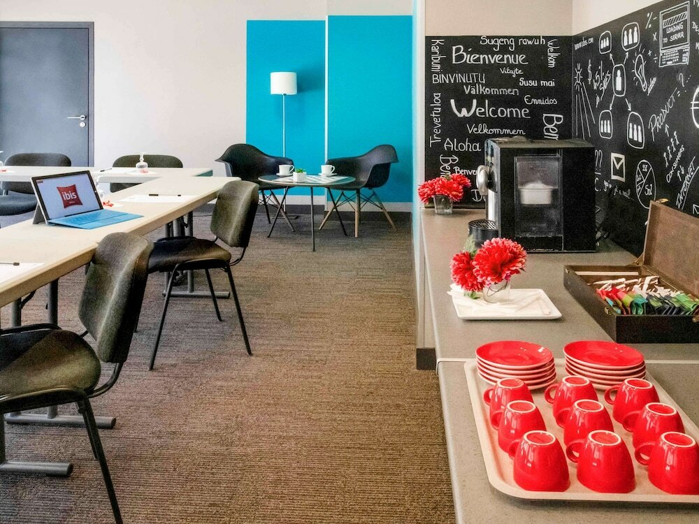 Фото Ibis Hyères Centre