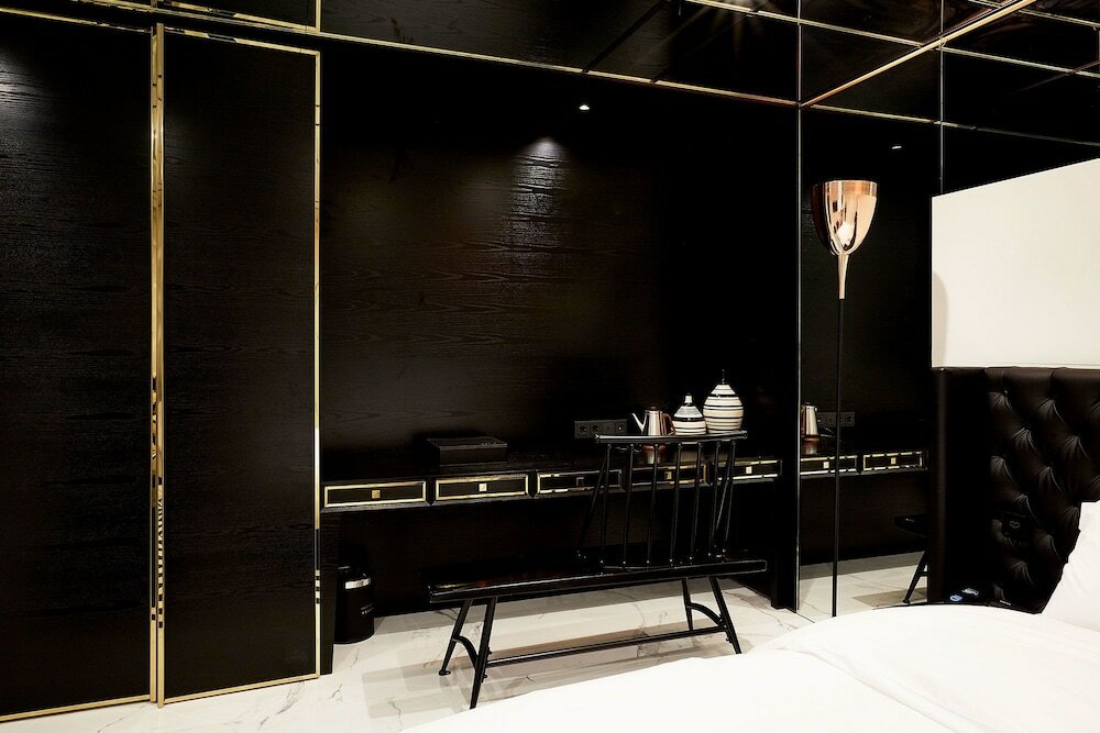 Фото Hotel The Artist Yeoksam