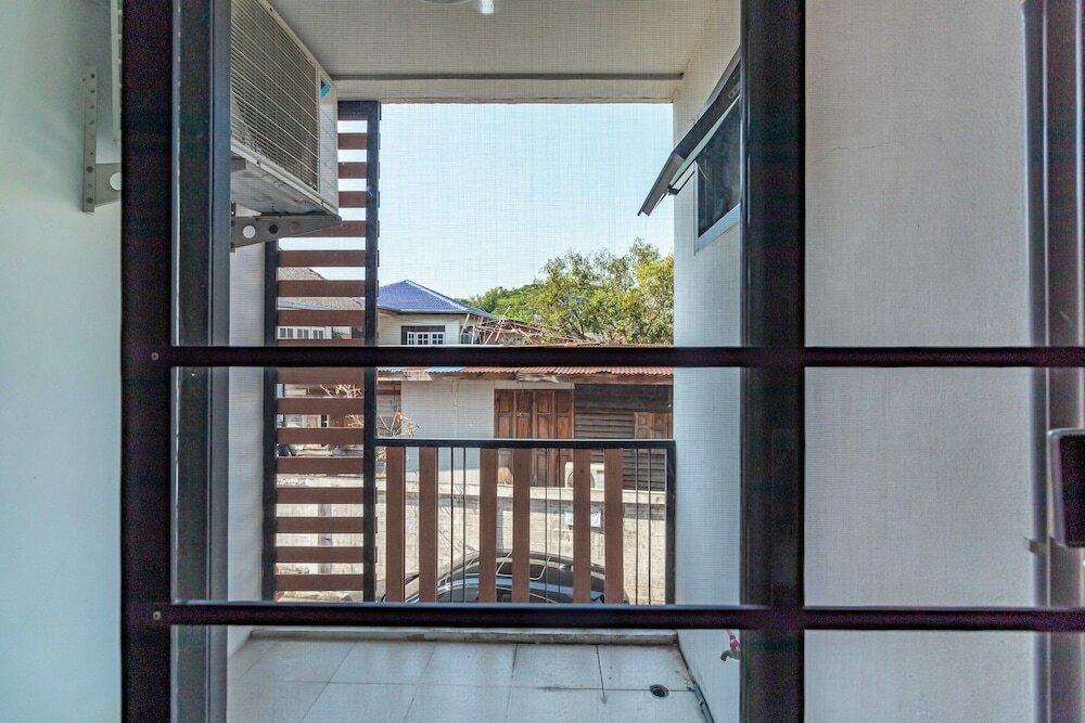 Фото Grannylla Residence Charoenkrung