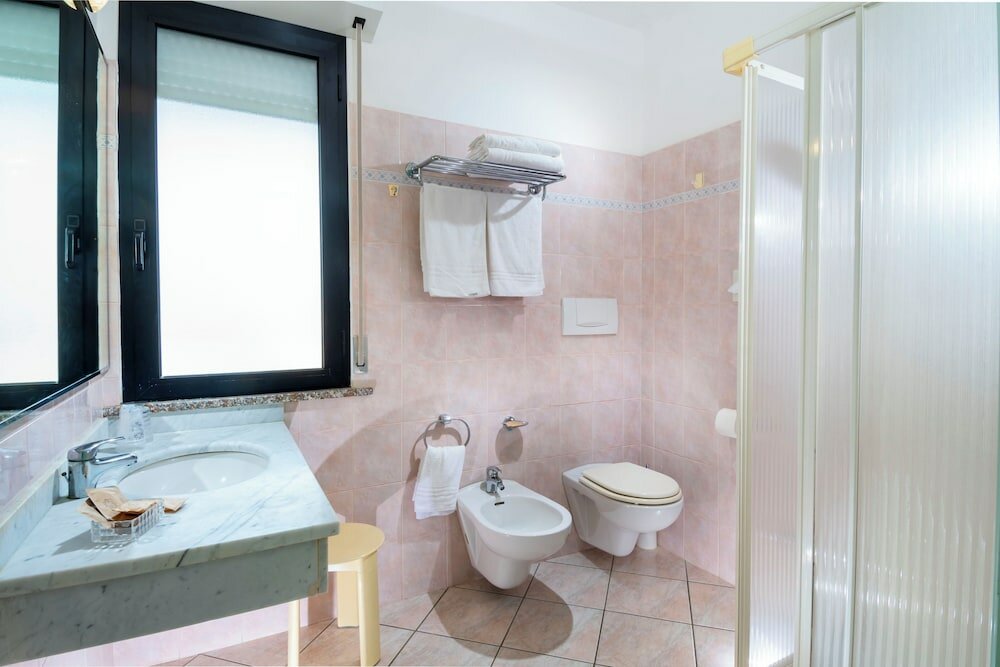 Фото Hotel Odeon