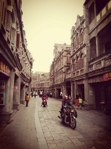 Гостиница Holiday Inn Express Haikou West Coast, an Ihg Hotel в Хайкоу