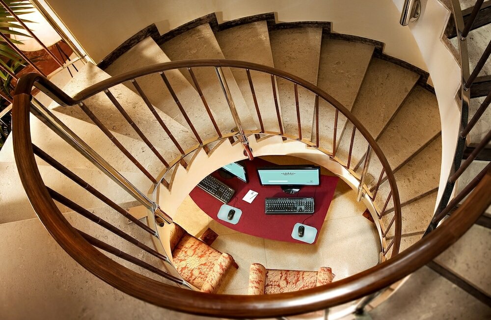 Фото Hotel Cavour