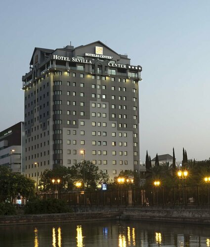 Внешний вид отеля Hotel Sevilla Center в Севилье, фото 2