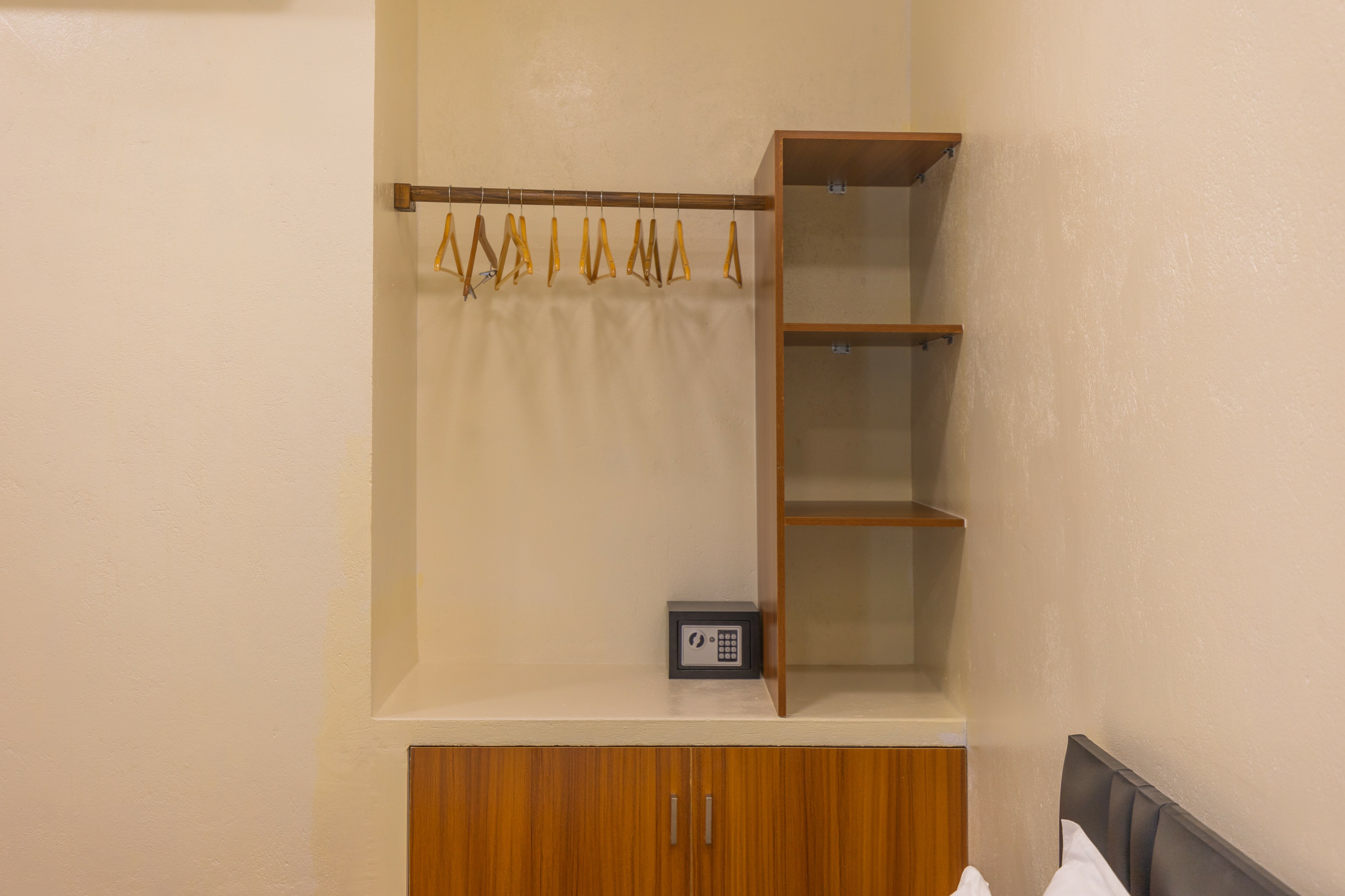 Фото Dacha Thoddoo White Sand