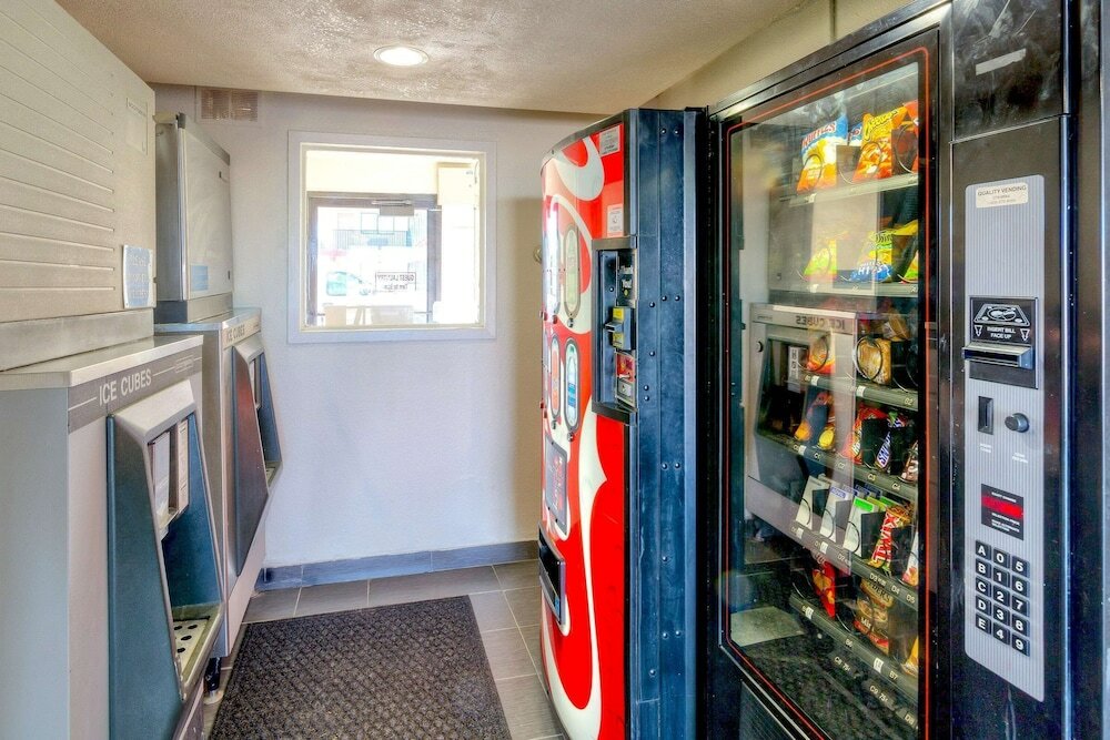 Фото Americas Best Value Inn Amarillo Airport