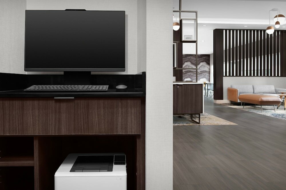 Фото TownePlace Suites Jacksonville Airport