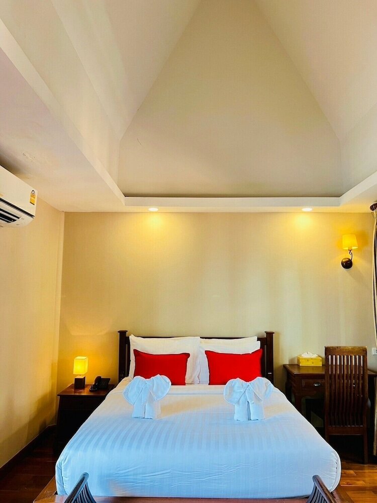 Фото Yotaka Boutique Hotel Bangkok