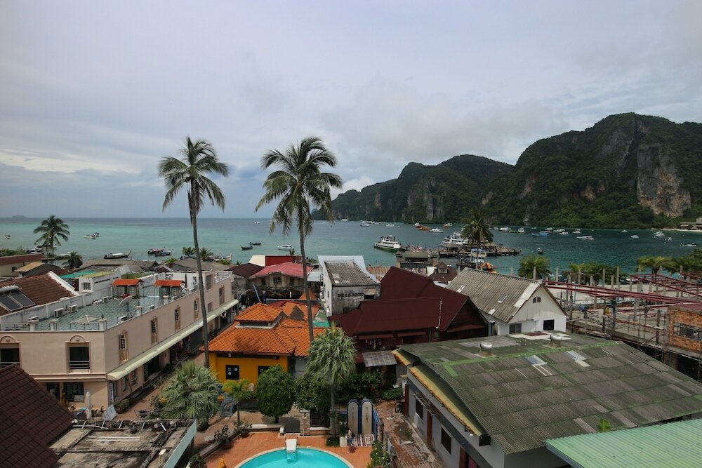 Фото Phi Phi Hotel