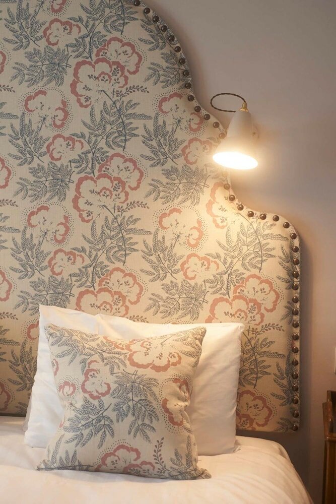 Фото The Embankment