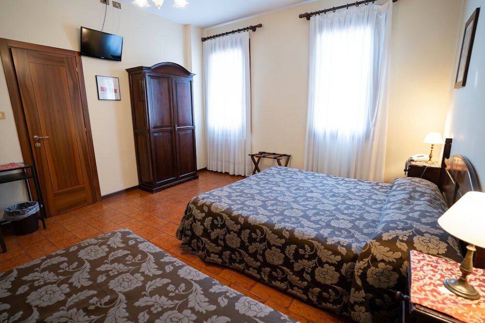 Фото Hotel Tivoli Venice