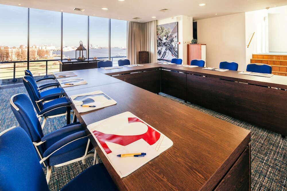 Фото Delta Hotel Vlaardingen