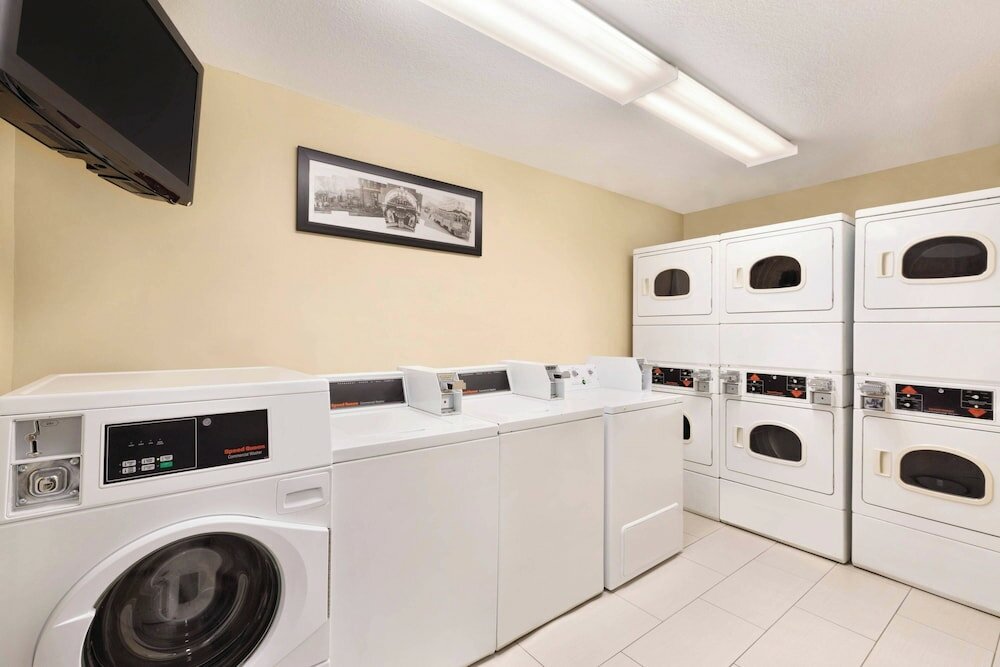 Фото TownePlace Suites by Marriott Denver Downtown