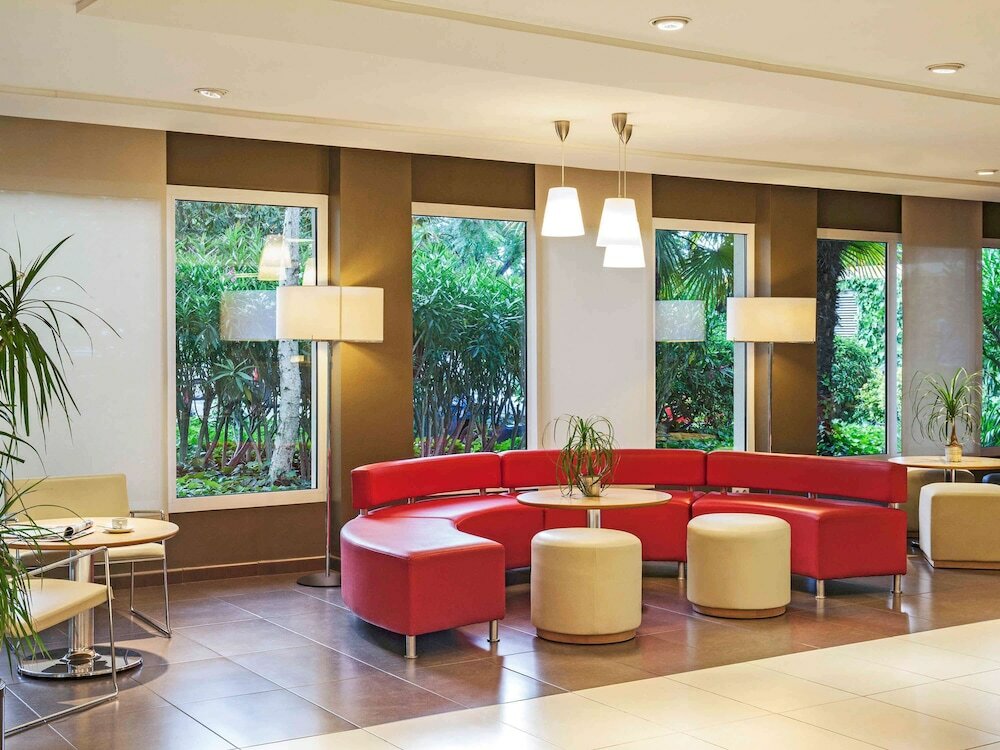 Фото Ibis Barcelona Cornella