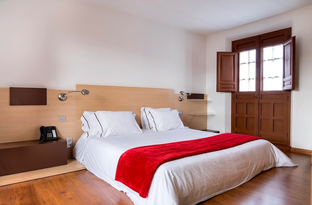 Фото Rusticae Hotel La Casa del Rector