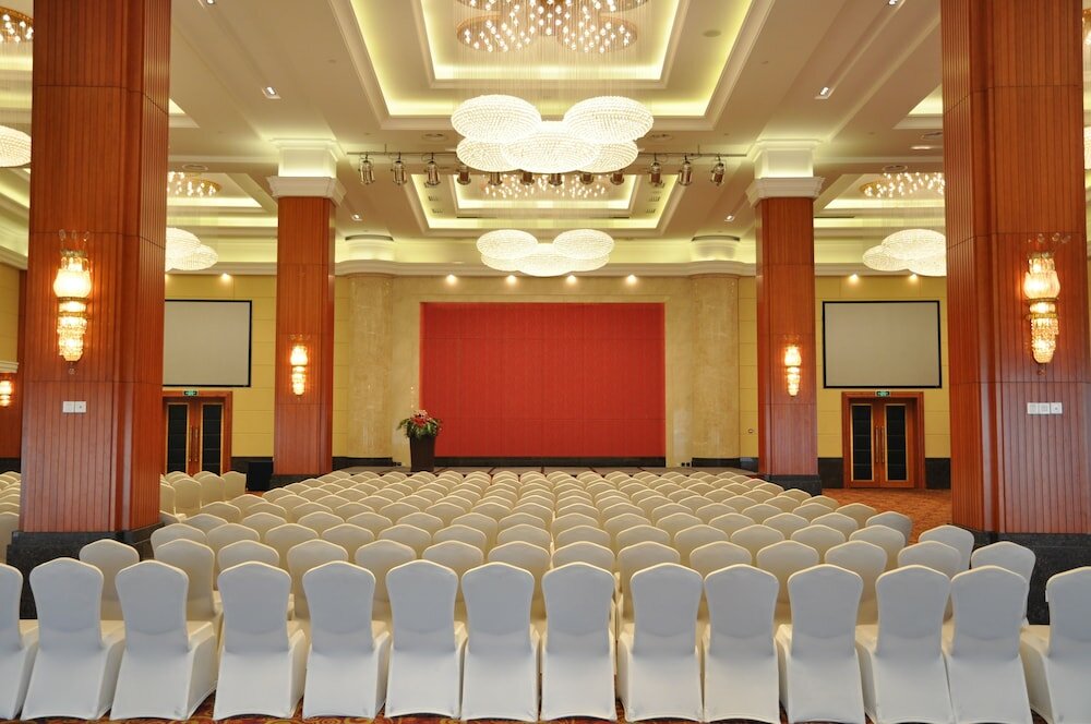 Фото Grand New Century Hotel Ninghai Jinhai