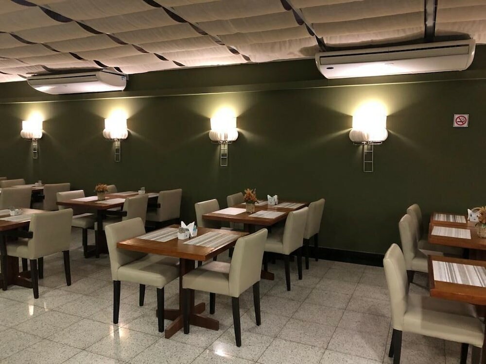 Фото Tropical Barra Hotel