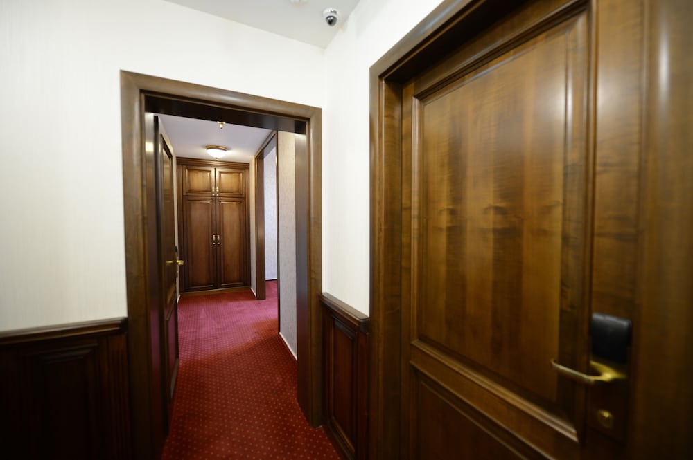 Фото Noblesse Boutique Hotel