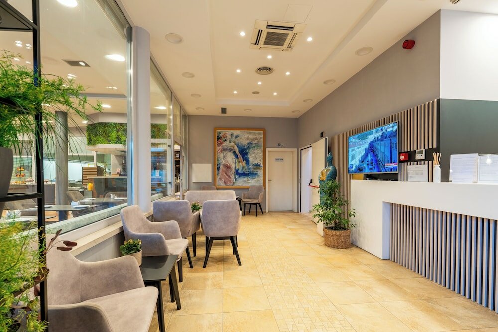 Фото Berkeley Hotel